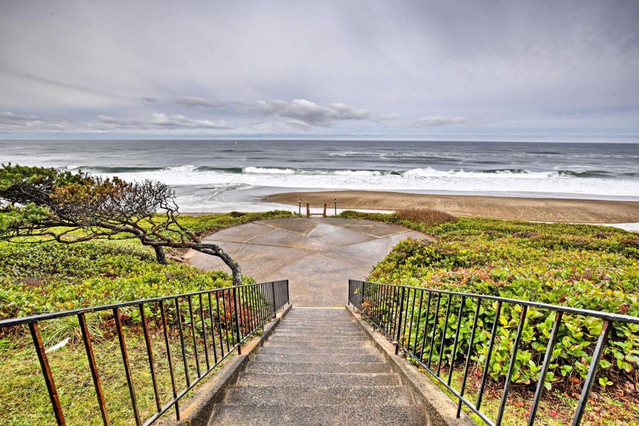 Lincoln City Oceanfront Condo, Near Lincoln Beach! Exterior photo